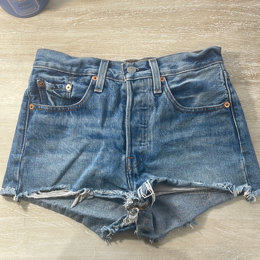 Levi’s 501 denim shorts